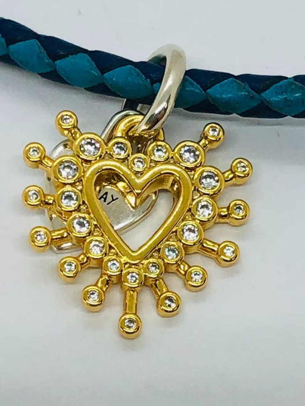 👍👍Pandora Radiant Heart Double Dangle Charm gold plating